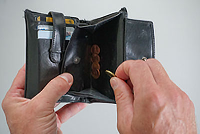 zur Pressemitteilung 283 vom 25. November 2025: „19 370 Versorgungsempfängerinnen und -empfänger Anfang 2025 in Thüringen“ im PDF-Format