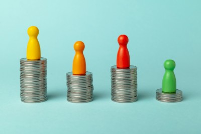 zur Pressemitteilung 235 vom 23. September 2026: „Beschäftigungsrückgang bremst Anstieg des Arbeitnehmerentgelts 2024<br><thin>Neuer Statistischer Bericht beleuchtet die Entwicklung des Arbeitnehmerentgelts nach Kreisen</thin>“ im PDF-Format